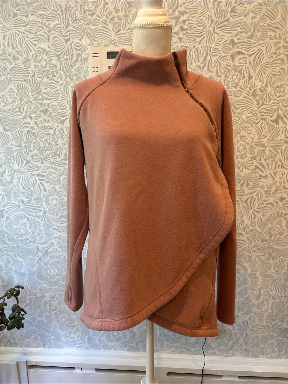 Athleta Cozy Karma Asym Zip Pullover Sweater - Dusty Rose - Sz L